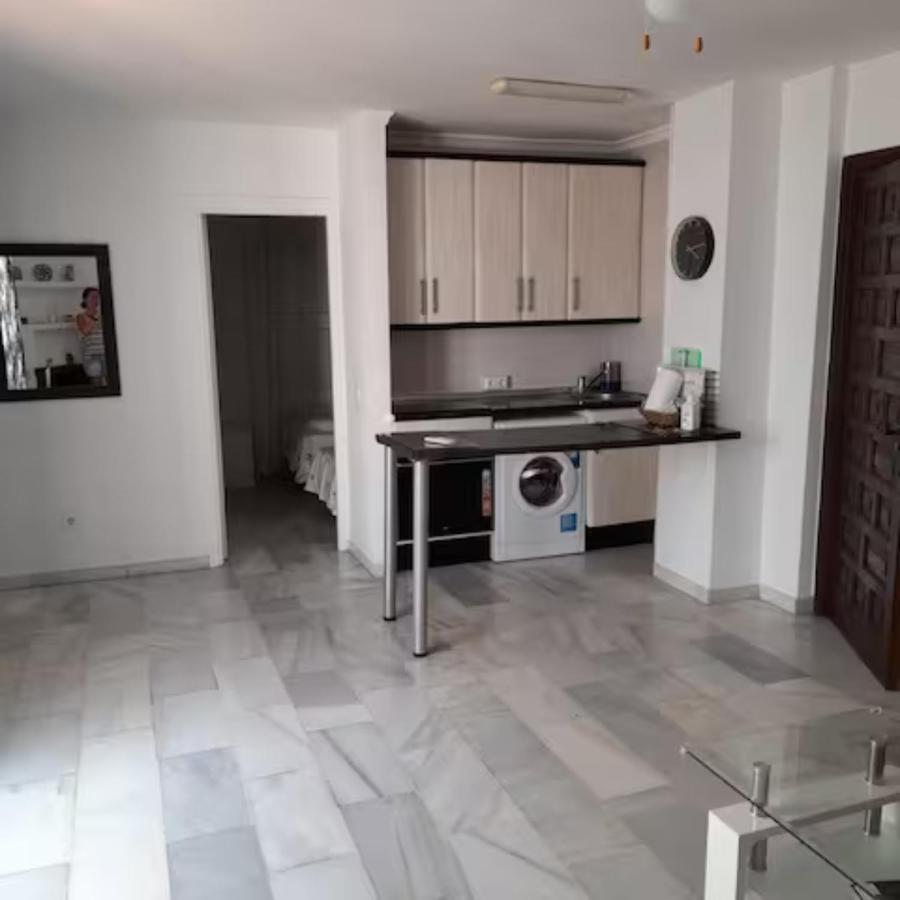 Pueblo Evita Apartment In Exclusive Holiday Complex Benalmádena Eksteriør billede