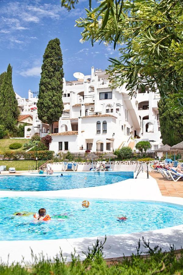 Pueblo Evita Apartment In Exclusive Holiday Complex Benalmádena Eksteriør billede